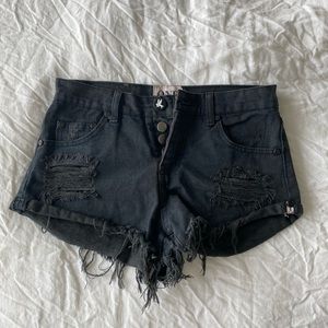 Black One Teaspoon Jean shorts, size 26